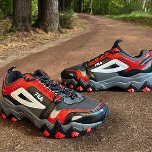 Fila Oakmont Trail Running Shoes - Castlerock, Black, and red - Size 8